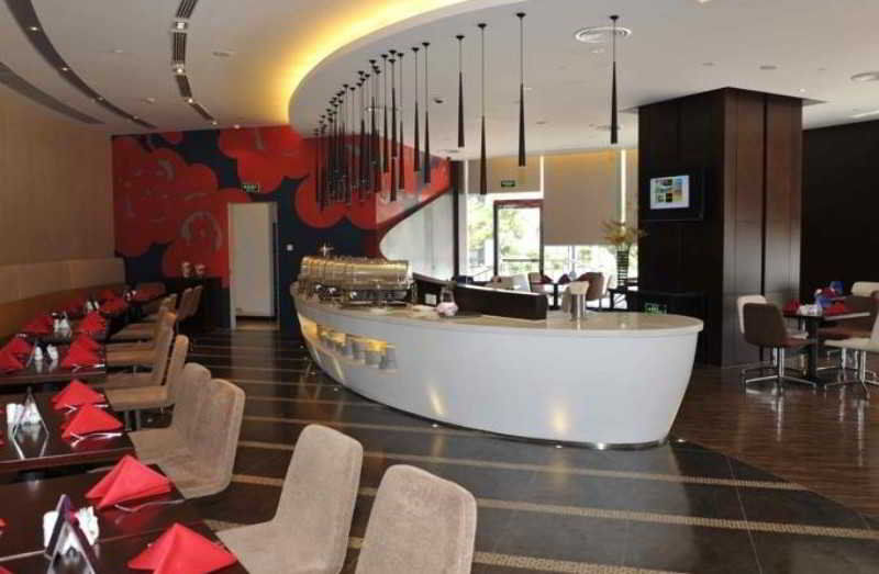Holiday Inn Express Tianjin City Center Restaurant photo
